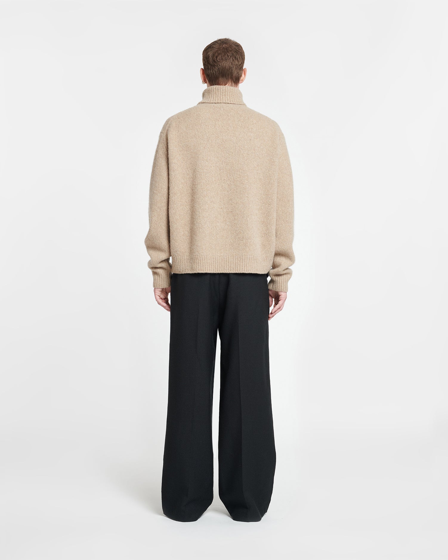 Mens | Nevin Brushed Merino Turtleneck Sweater | Oatmeal