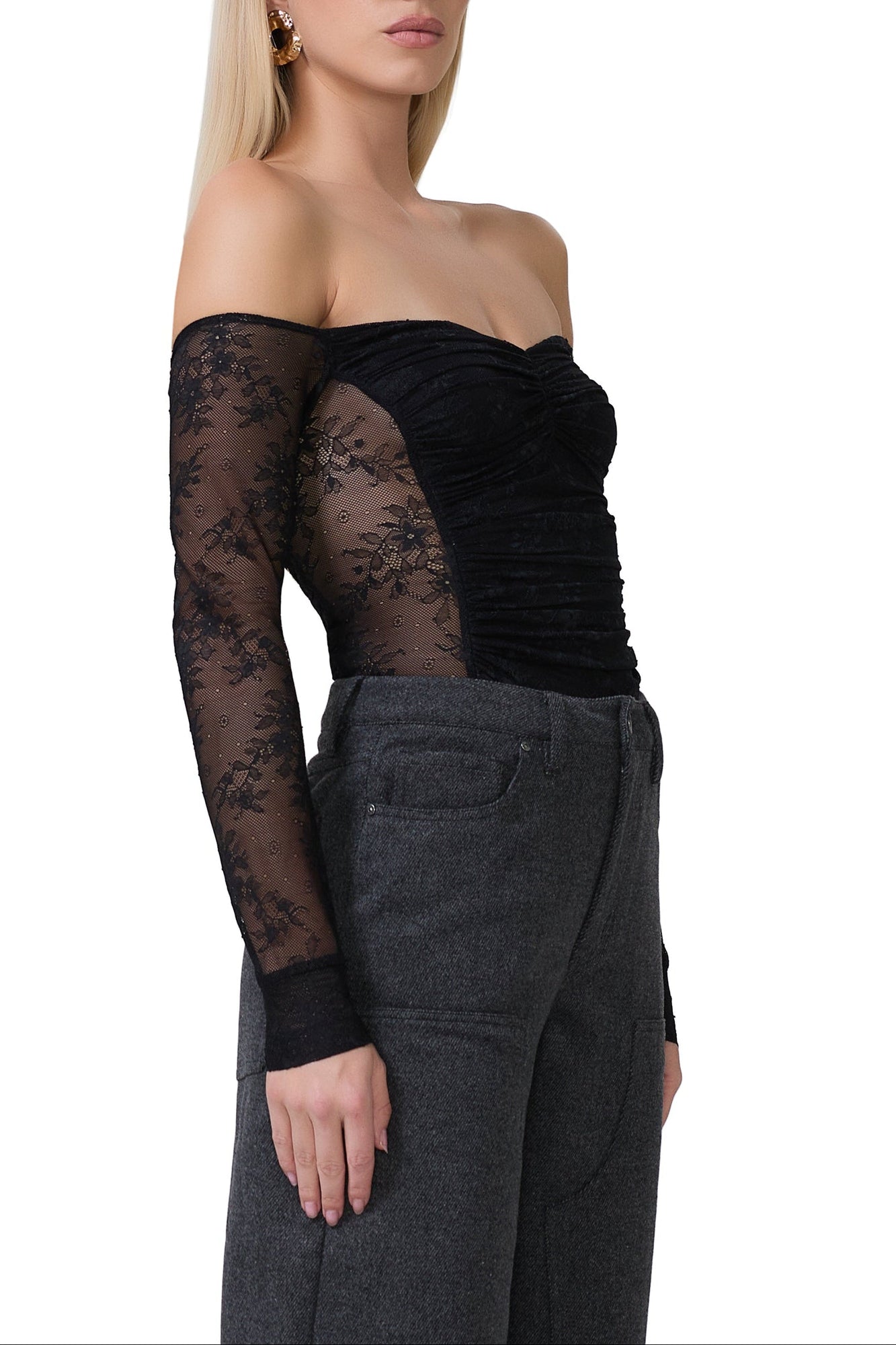 odilla-lace-top-noir