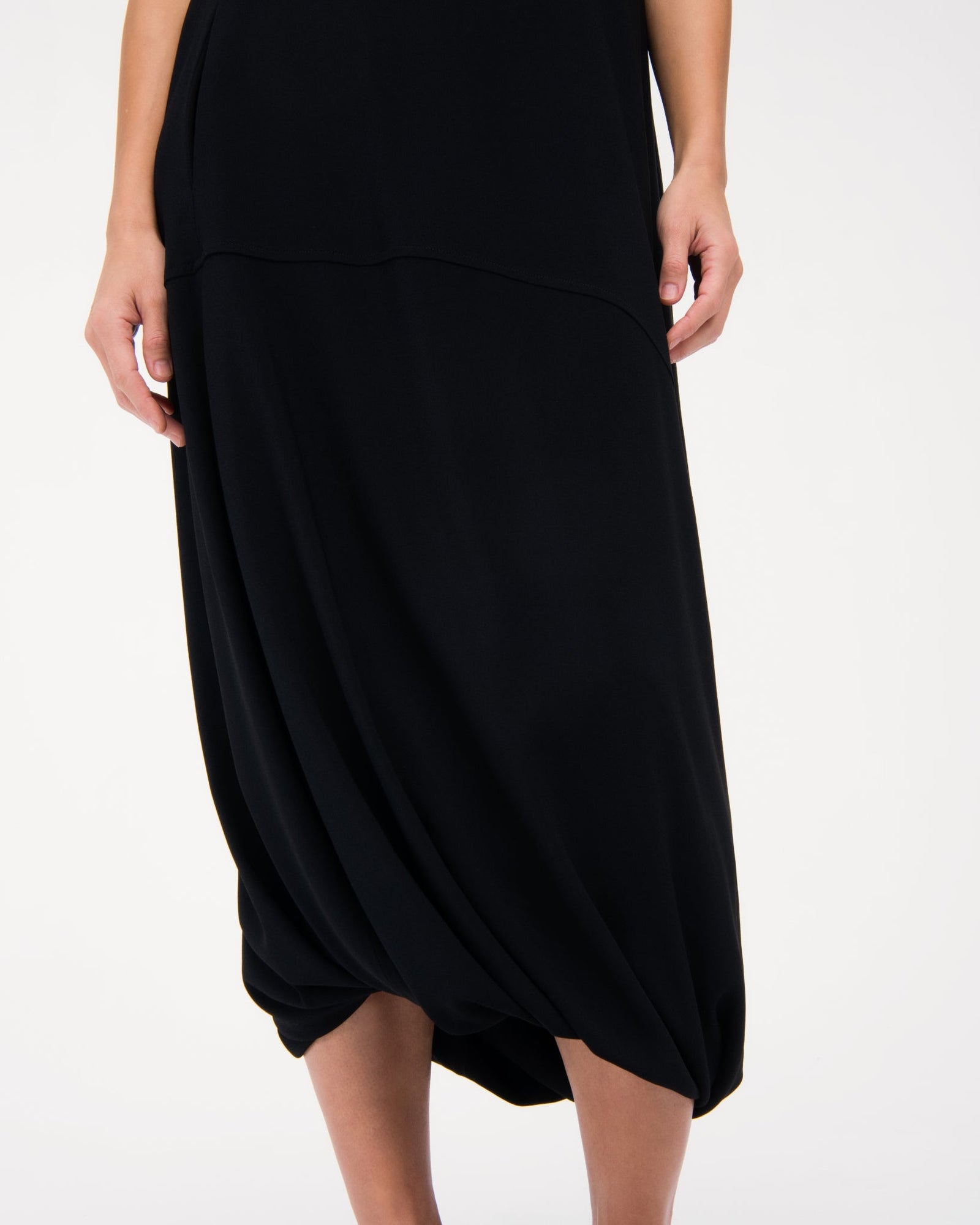 Another Tomorrow One Shoulder Bubble Sheath in Black – Crêpe