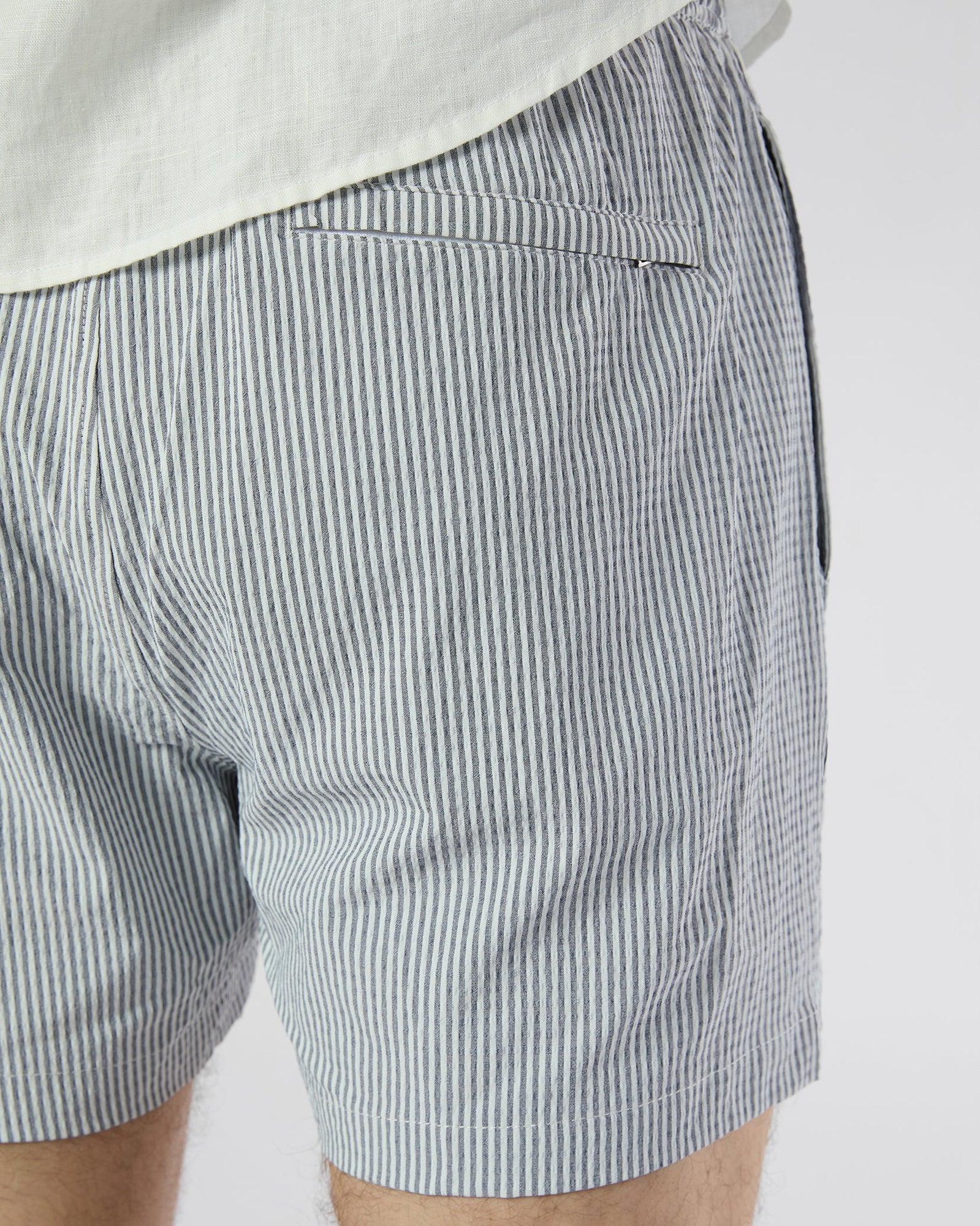 Deep Navy/White