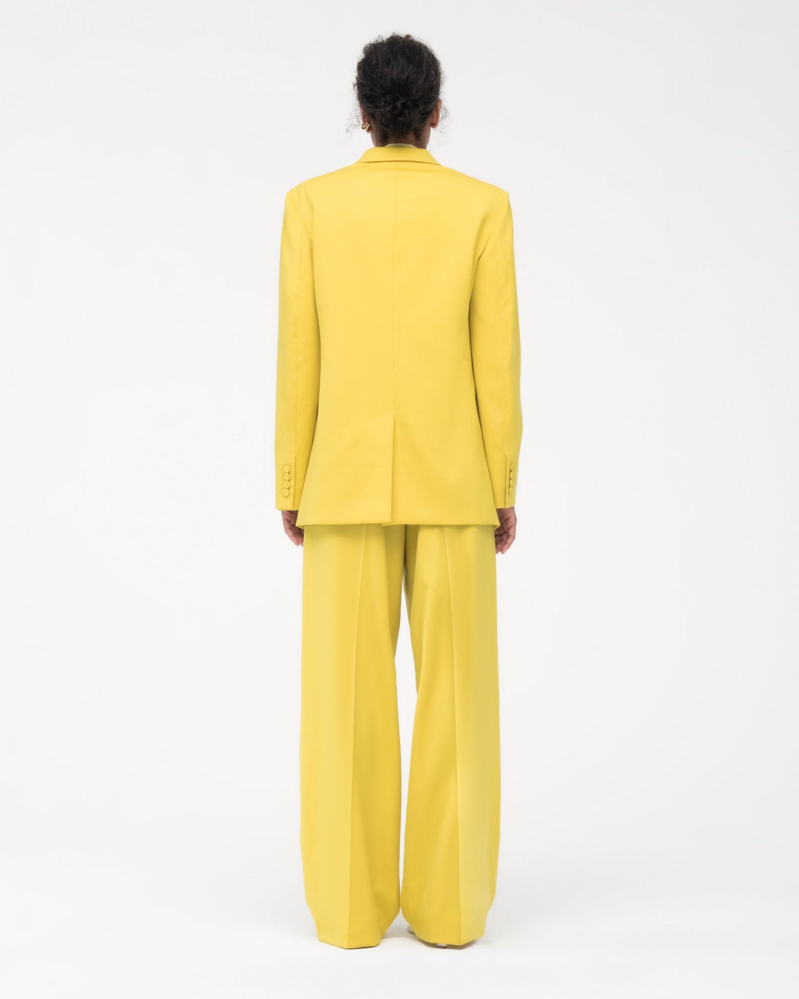 color:bright-chartreuse