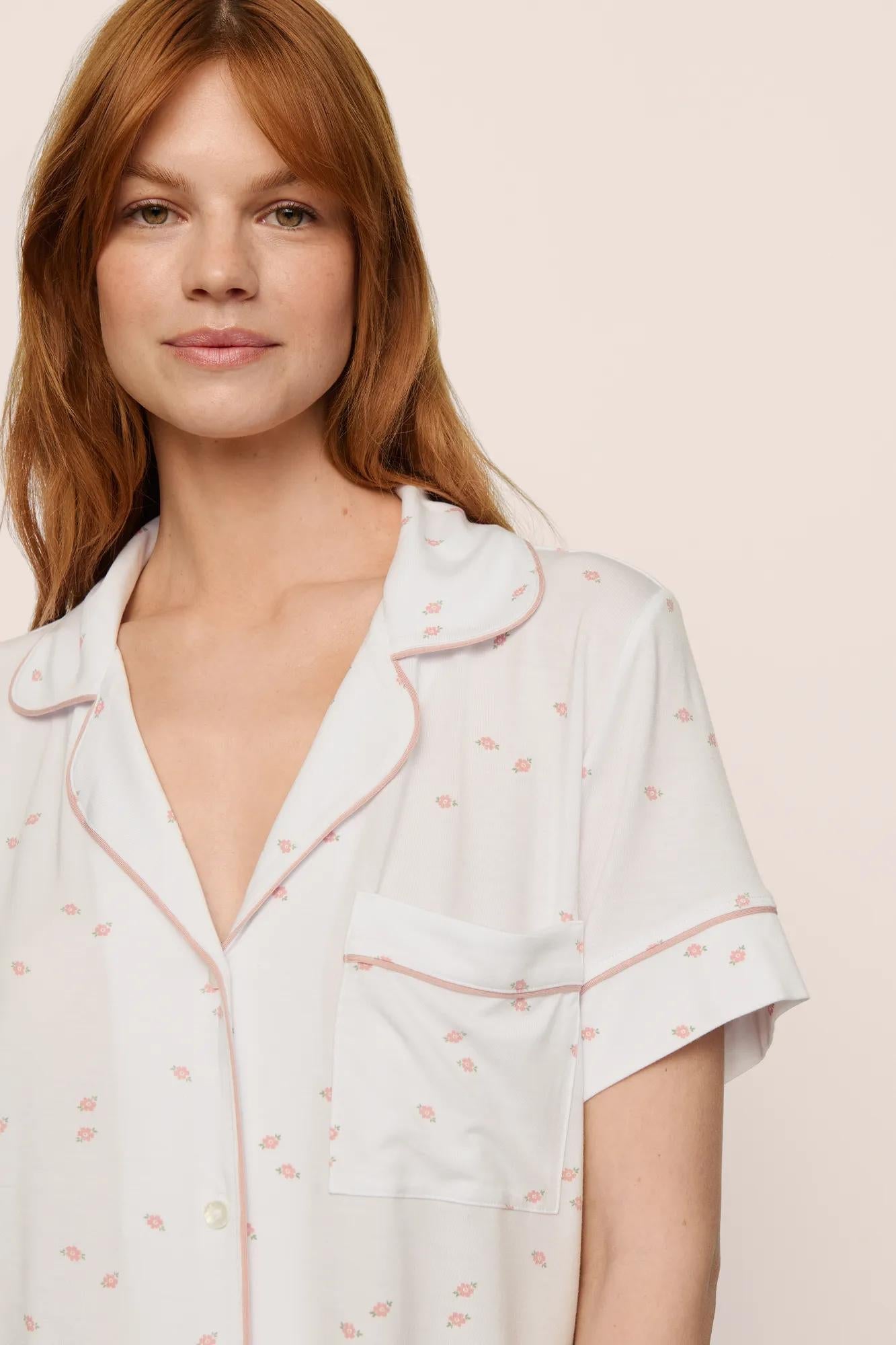 Model is wearing Gisele Printed TENCEL Modal Relaxed Short PJ Set in SummerDaisyWhite/PaleMauve