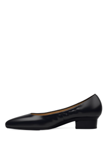 The Pump Wide Width Flat | Coal Stretch Leather