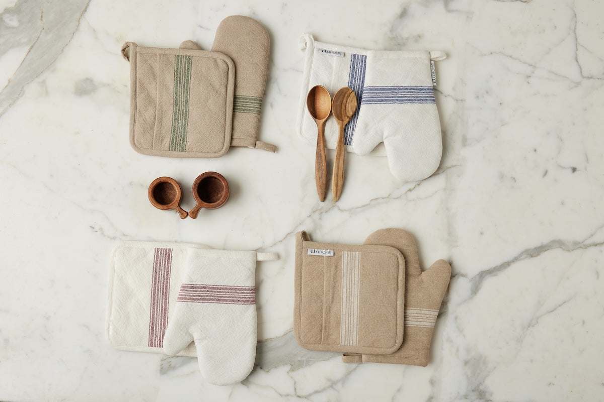 Pot Holder | Vintage White Stripe | Set of 2