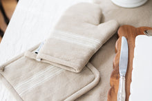 Oven Mitt | Vintage White Stripe | Set of 2