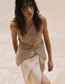 Womens | The Sculpted Vest | Sand