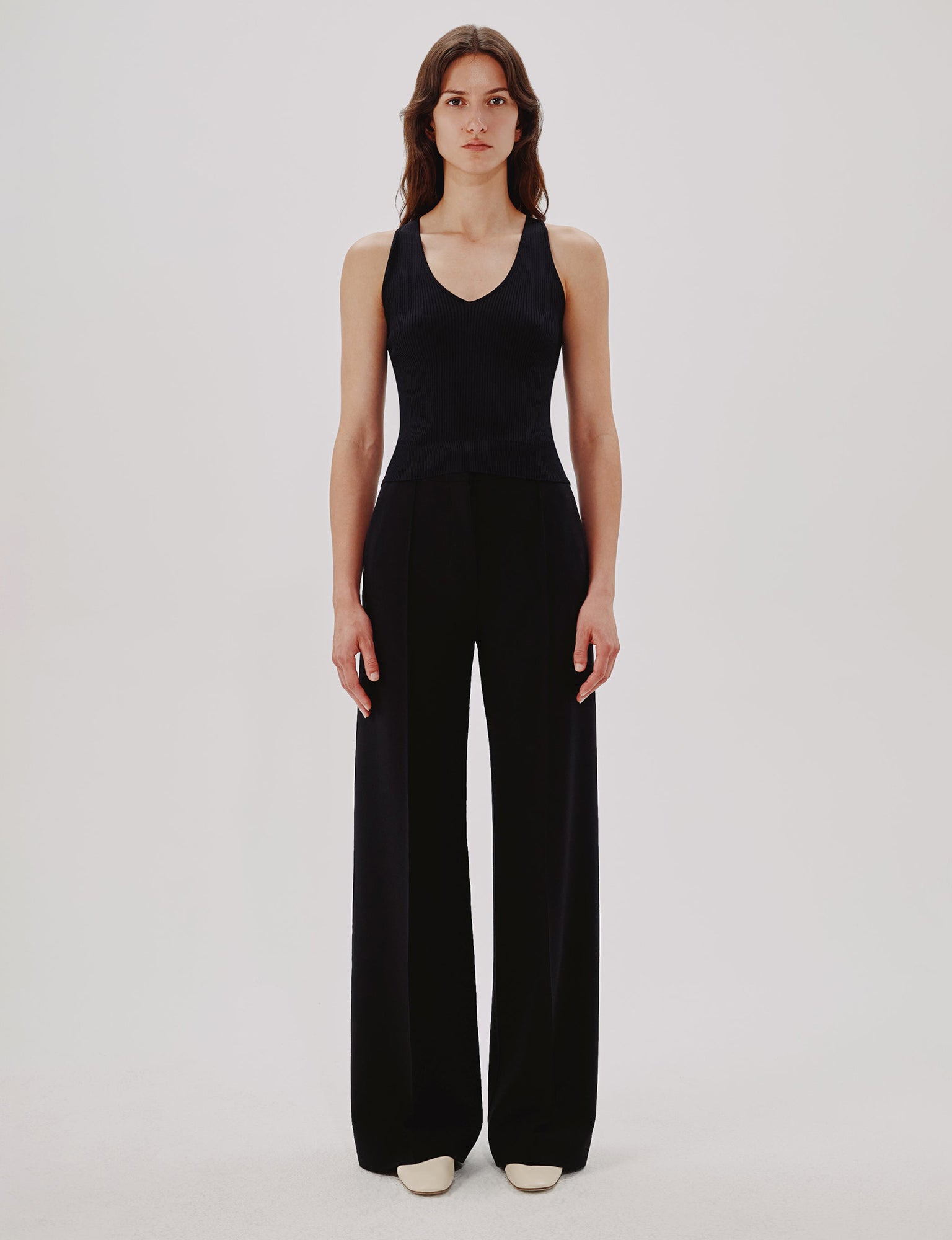 Women | Reversible V Tank | Black