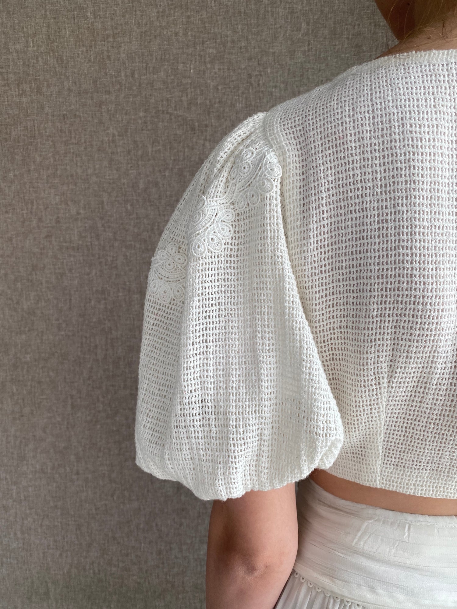 Rococo Sand | Aloe Top | Off-White