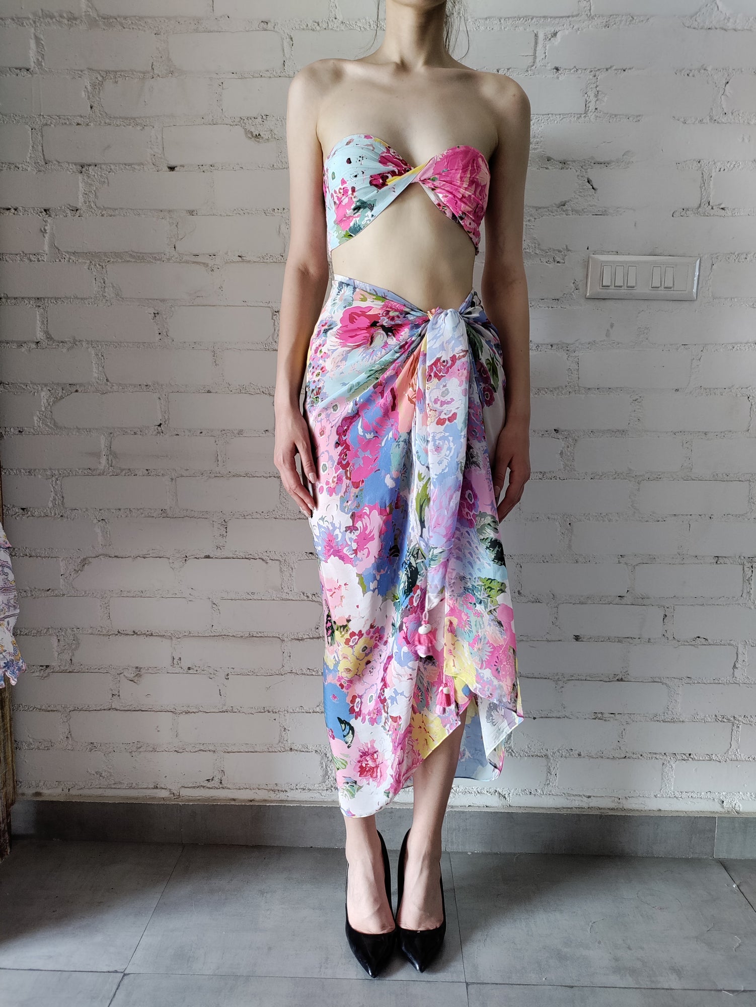 Rococo Sand | Aster Sarong | Multicolor
