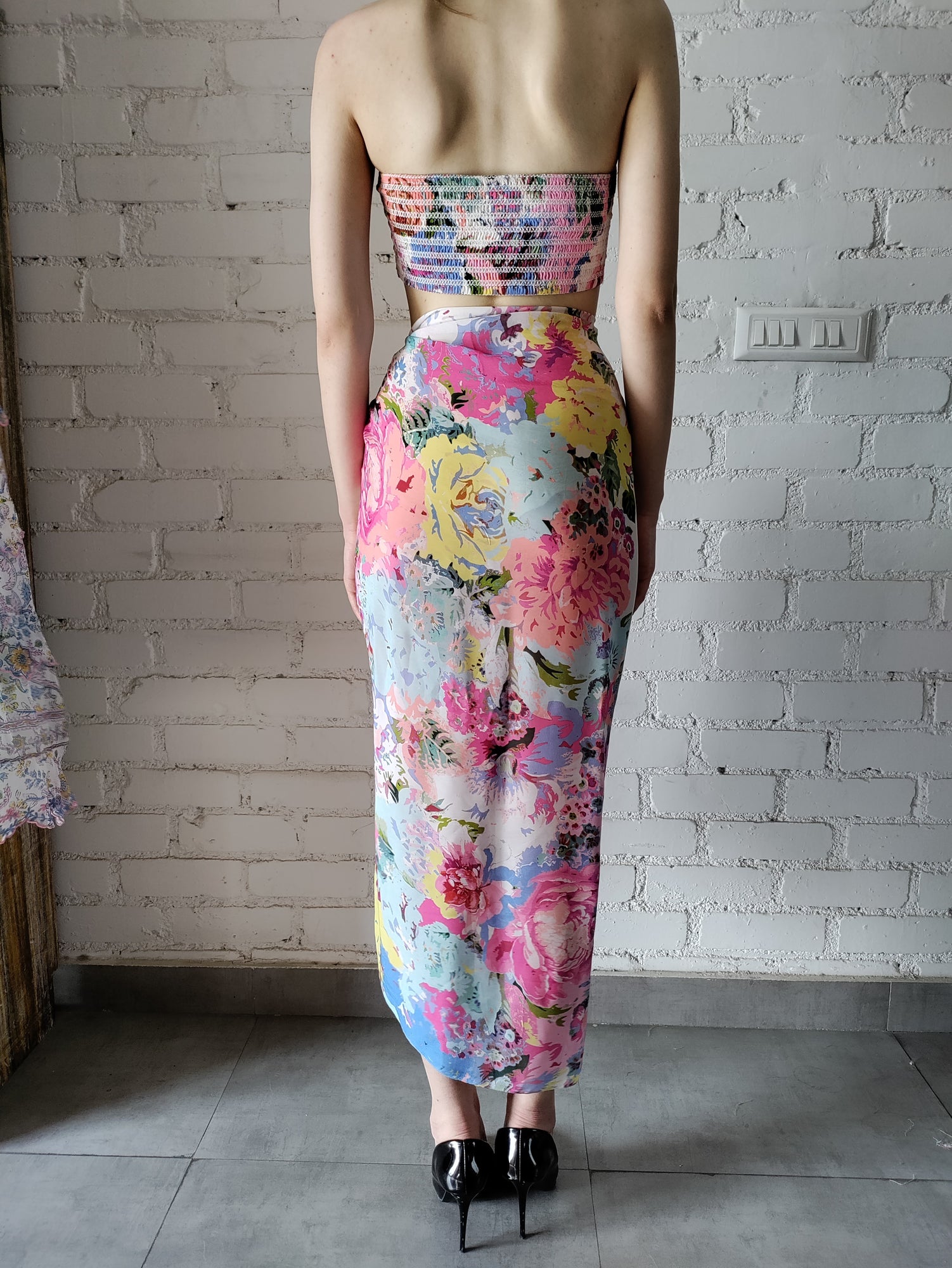 Rococo Sand | Aster Sarong | Multicolor