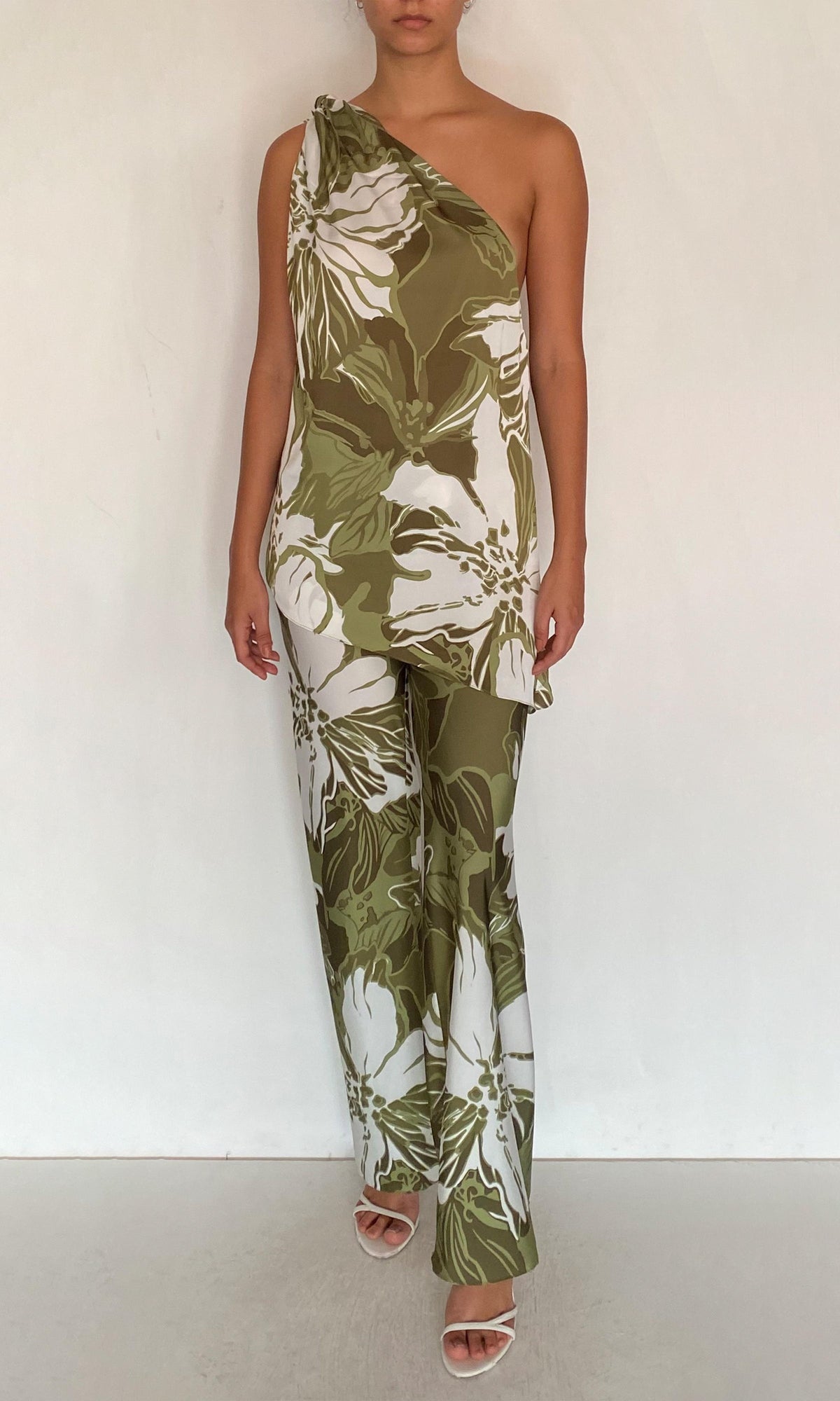 Rococo Sand | Avo Polyester Satin Lycra Bias Pants | Green