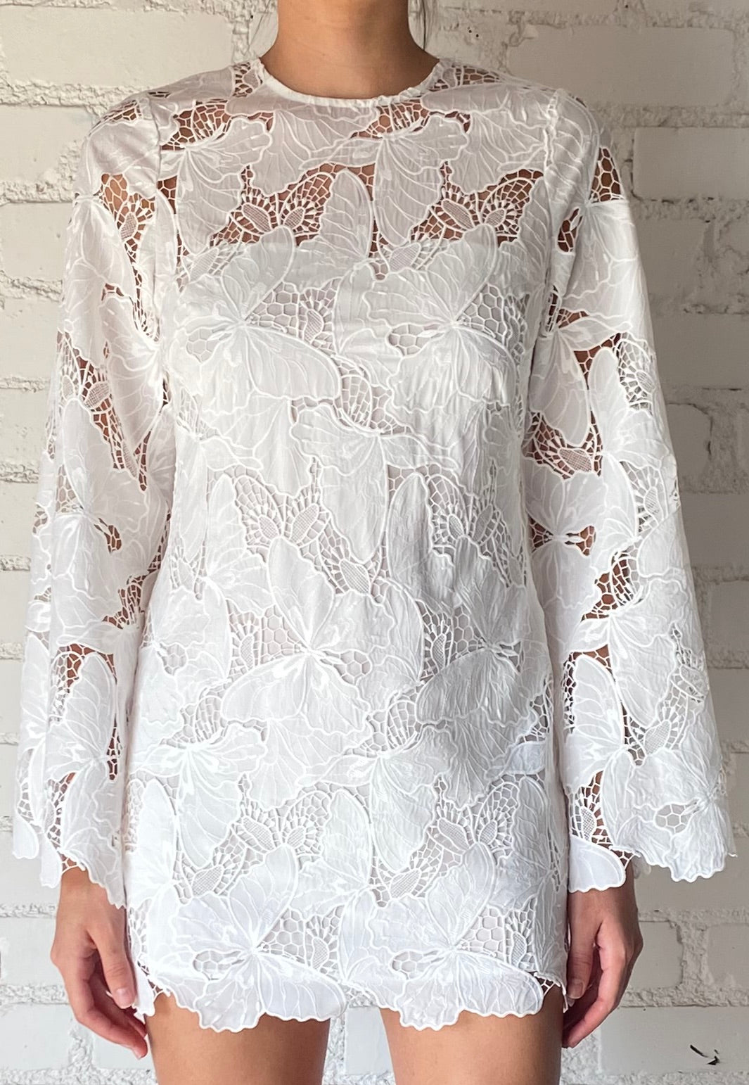 Rococo Sand | Coco Round Closed-Neck Long-Sleeve Short Dress | White