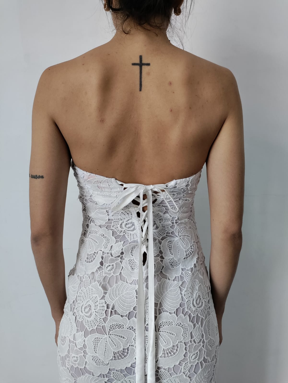 Rococo Sand | Eliza Back Lace-Up Regular Fit Maxi Dress | White