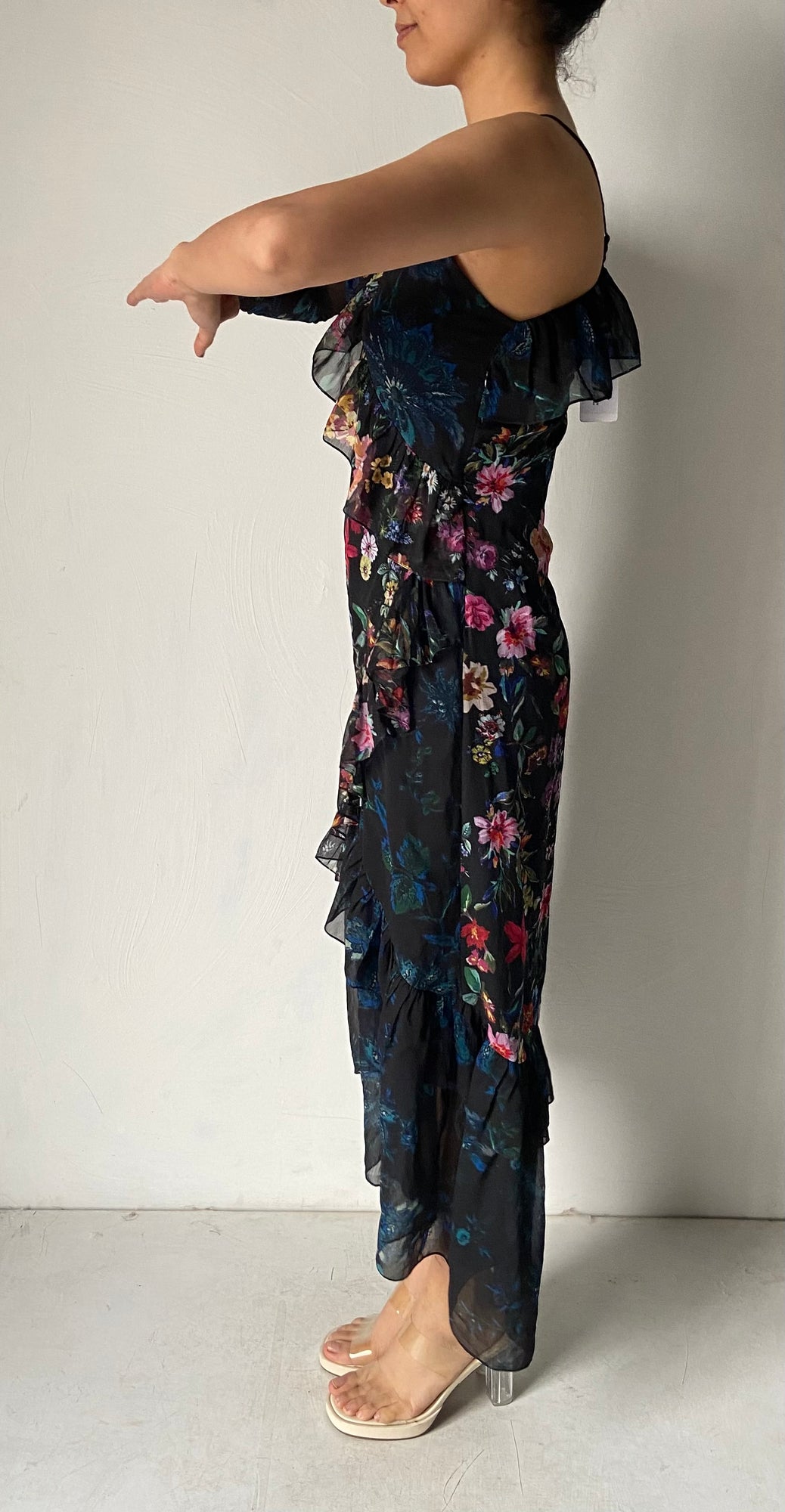 Rococo Sand | One Shoulder Midi Dress | Black
