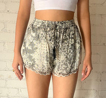 Rococo Sand | Paola Shorts | Purple