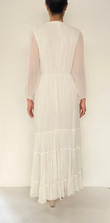 Rococo Sand | Z V-Neck Long-Sleeve Long Dress | White