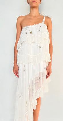 Rococo Sand | One Shoulder Ruffle Dress | White