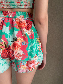 Rococo Sand | Ivy Short | Mint Green/Coral