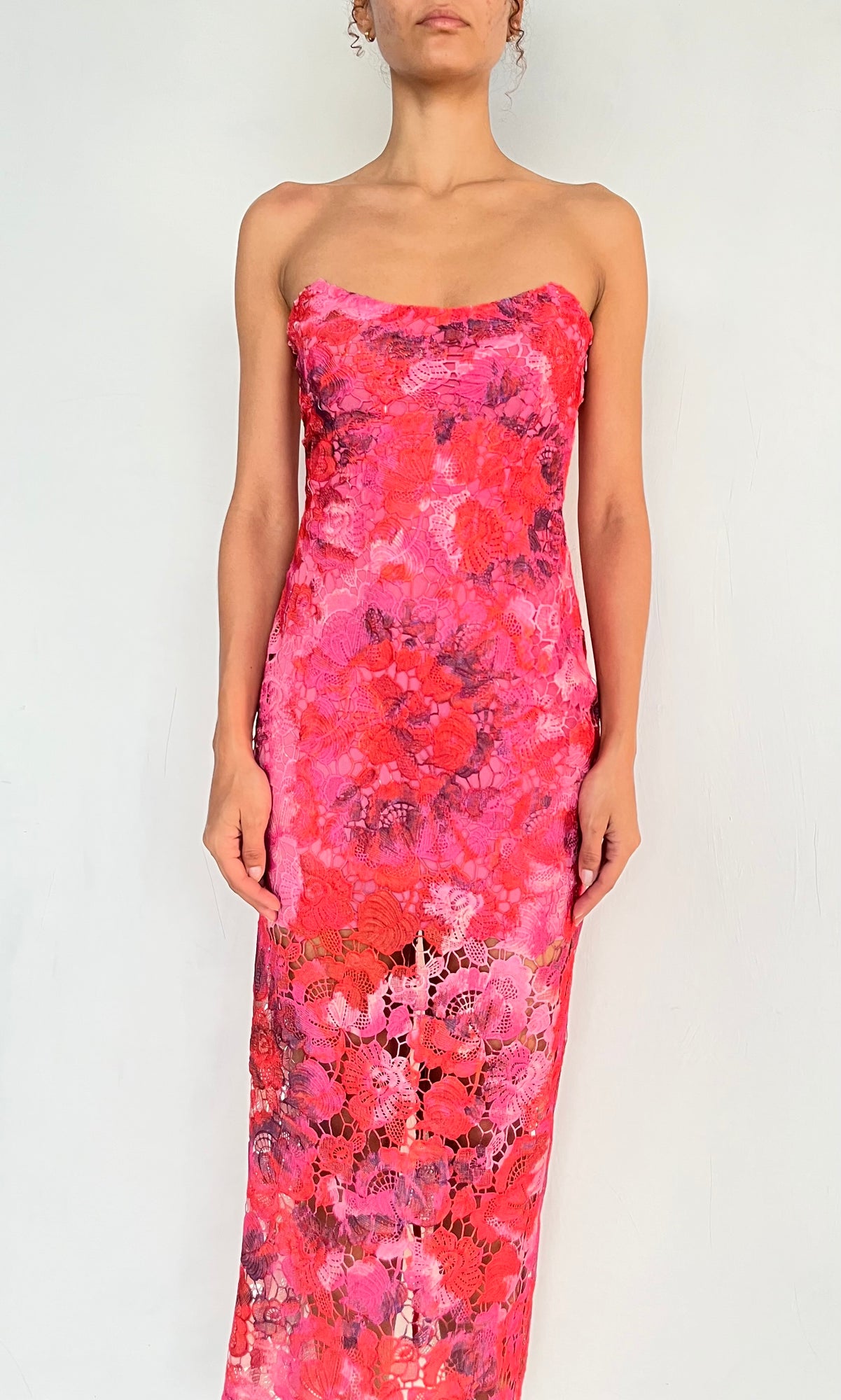 Rococo Sand | Mabel Strapless Slim Fit Sleeveless Long Dress | Pink