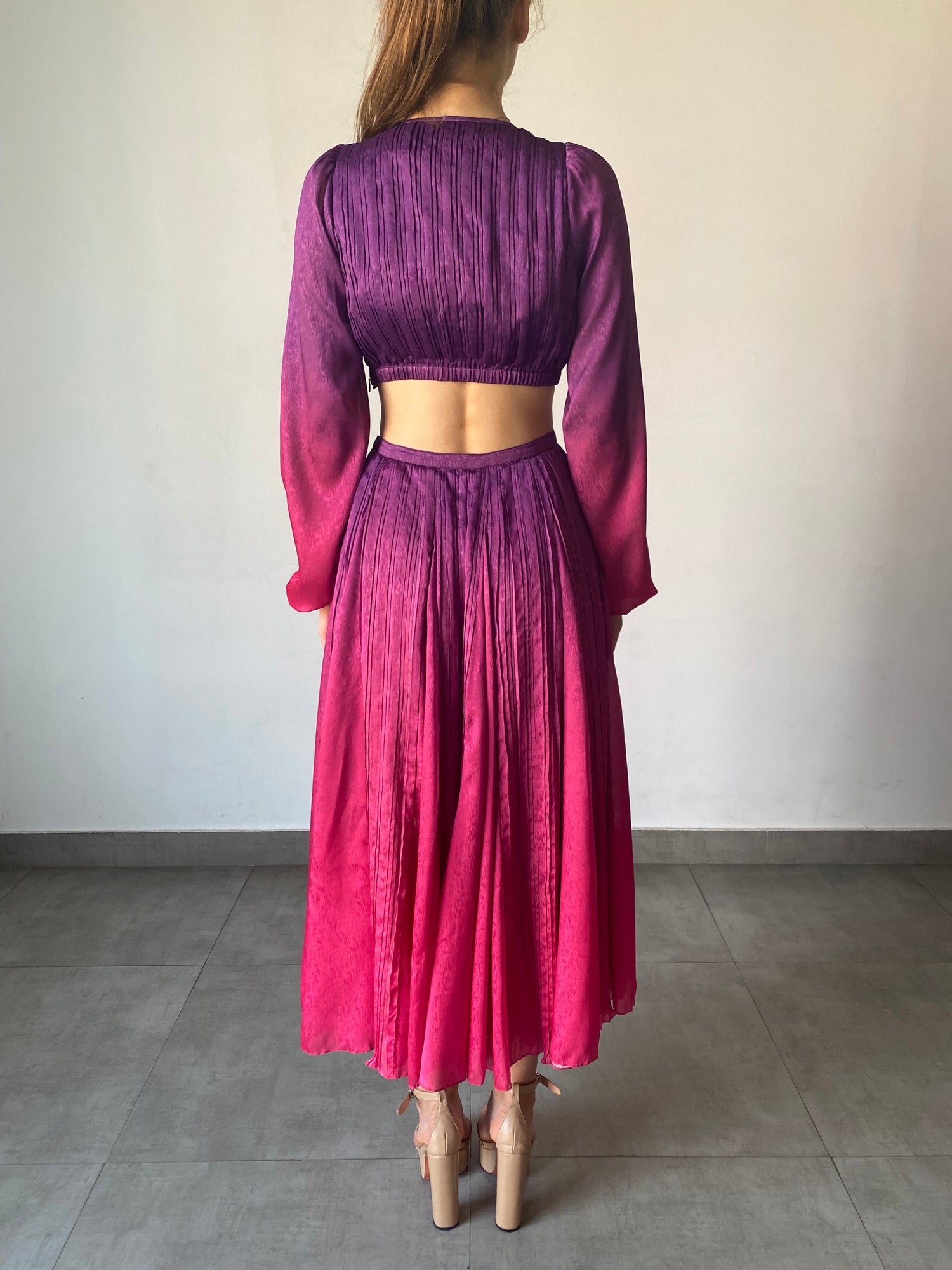 Rococo Sand | Paige High-Neck Side Zipper Regular Fit Long Dress | Pink/Purple Ombre