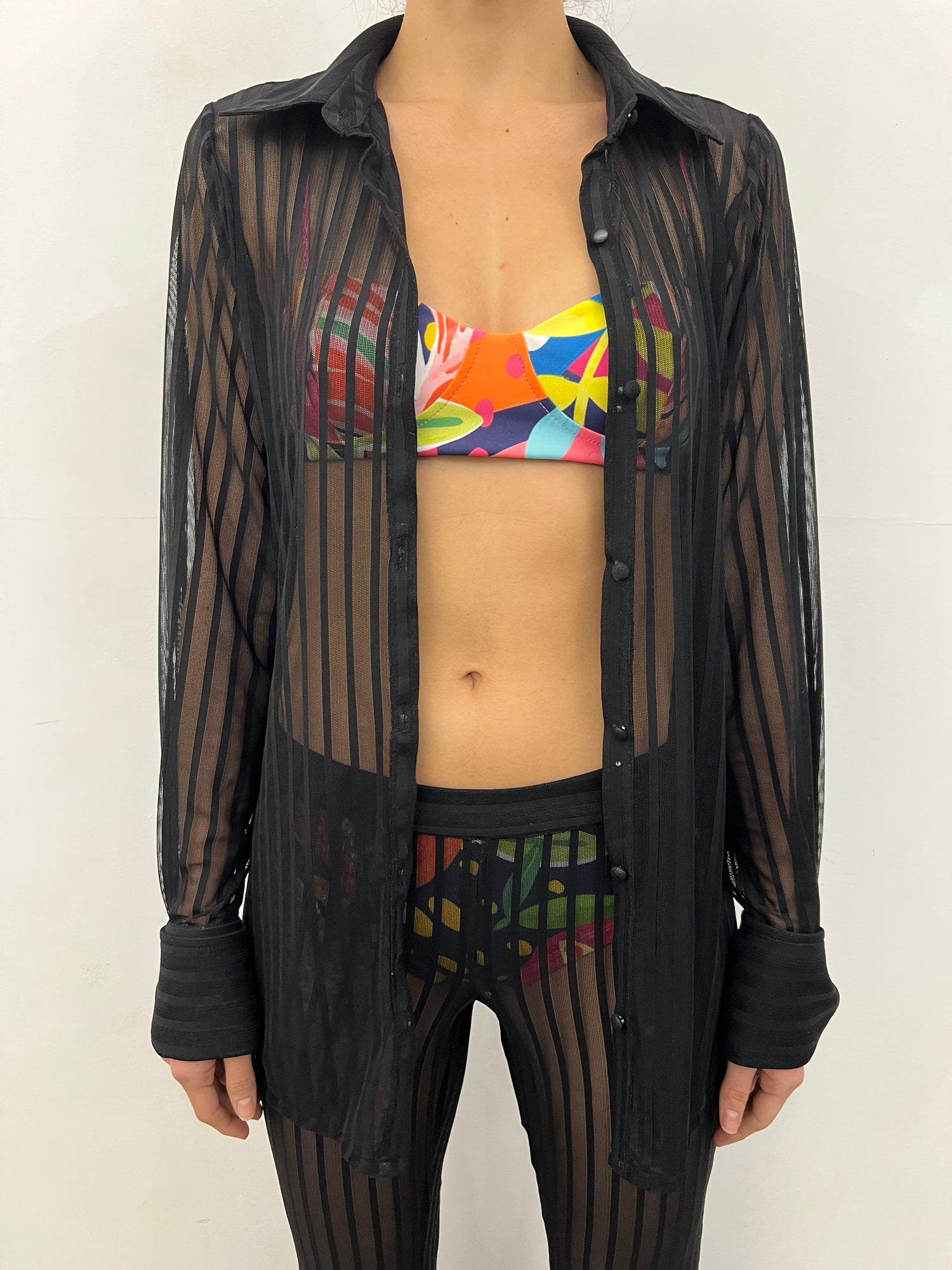 Rococo Sand | Plum Shirt | Black