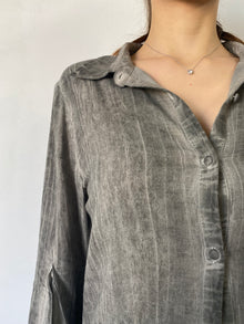 Rococo Sand | River Shirt | Grey