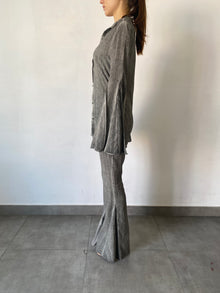 Rococo Sand | River Shirt | Grey
