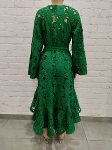 Rococo Sand | Zena Cape | Green