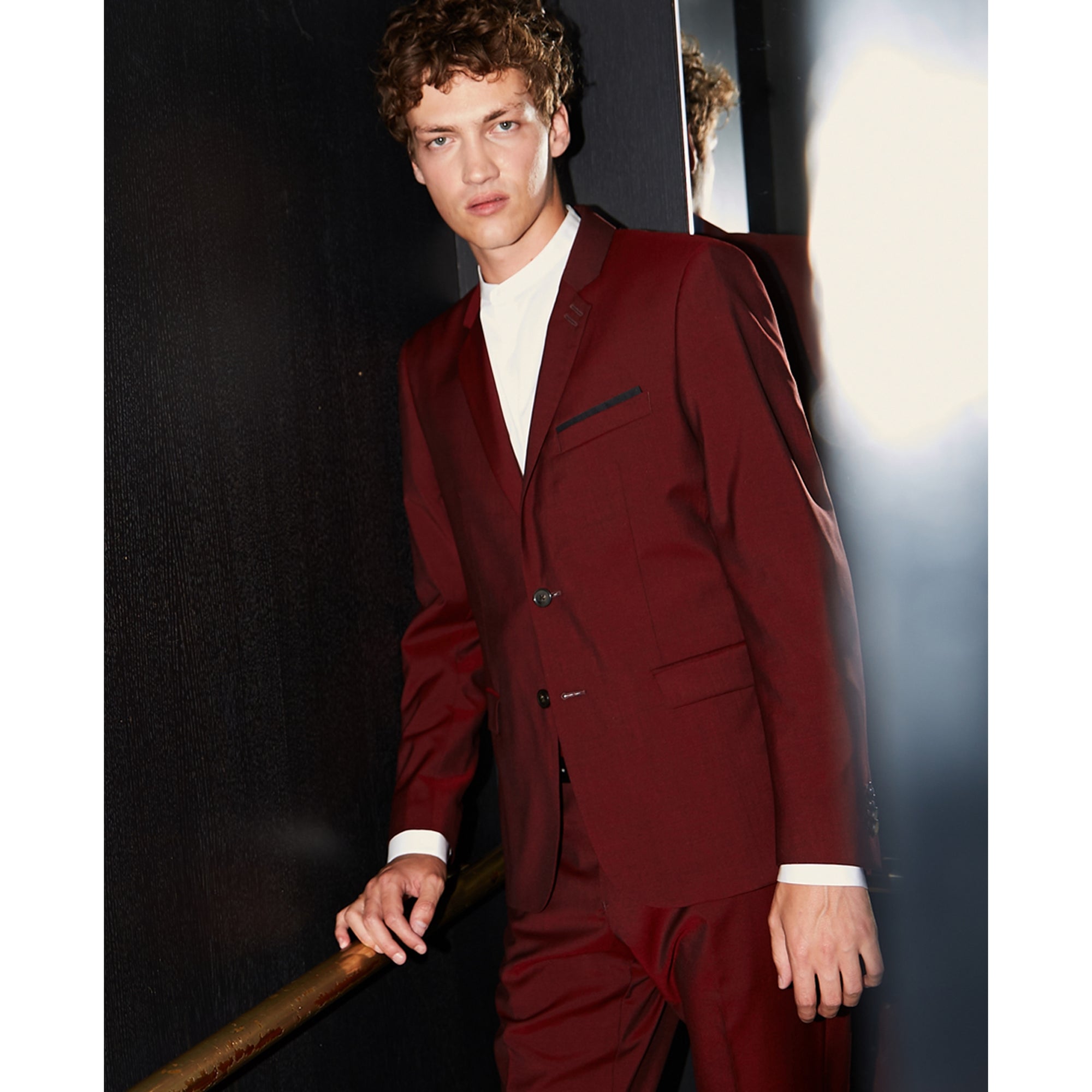 Slim Wool Jacket W/Notched Lapels | Men | Burgundy