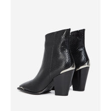 Snakeskin-Effect Leather Heeled Boots | Women | Black