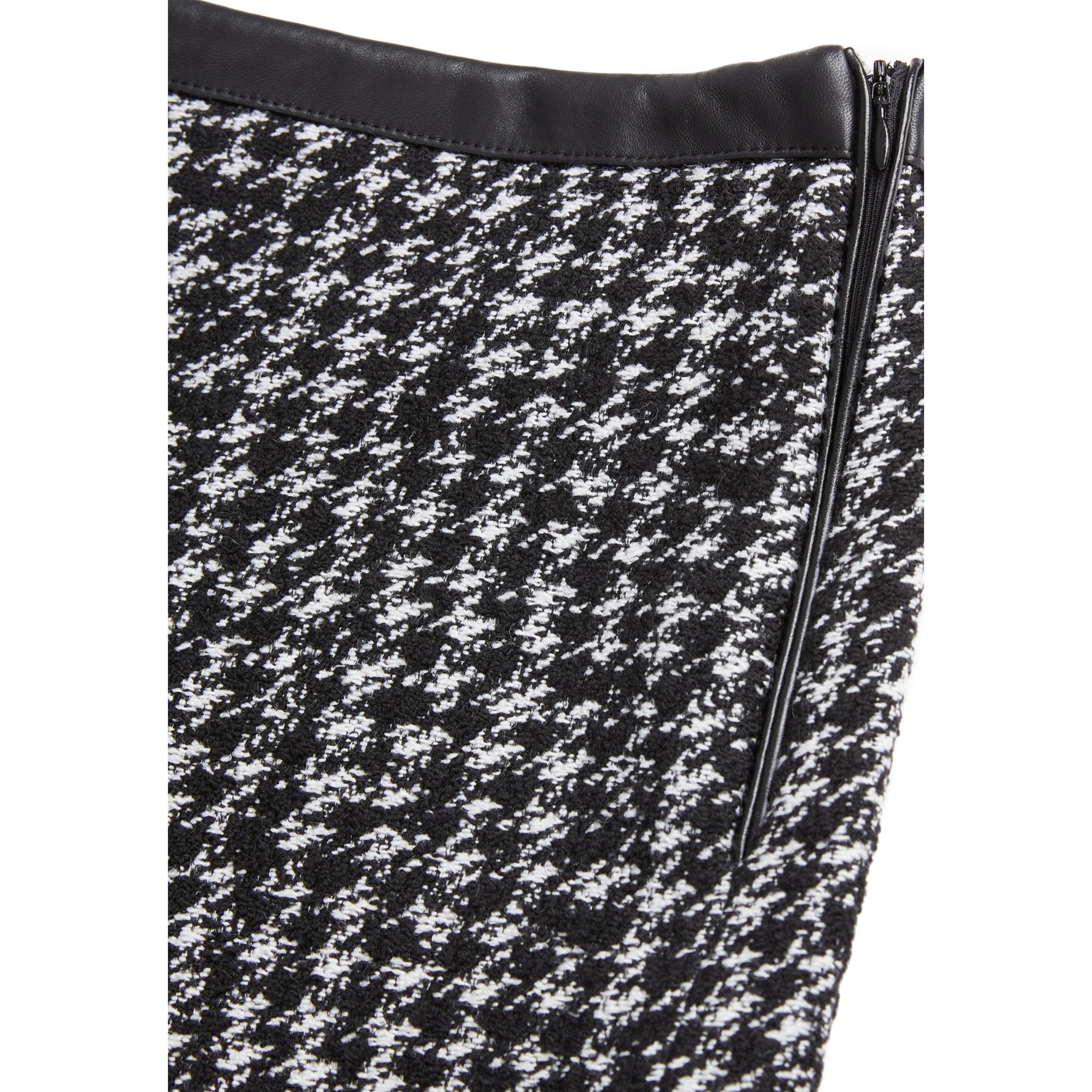 Tweed Shorts | Women | Black x White