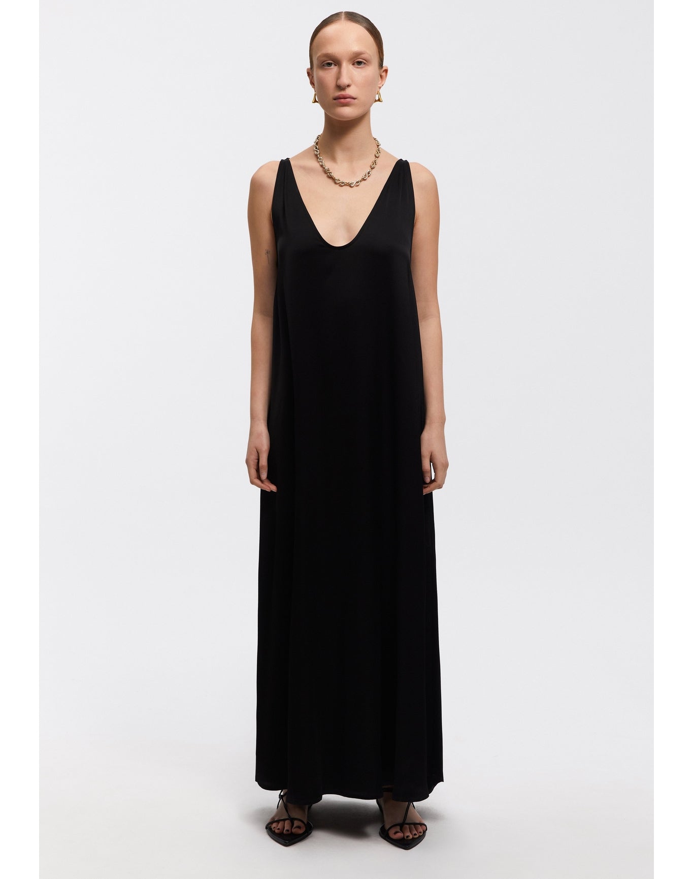 Vanda | Black