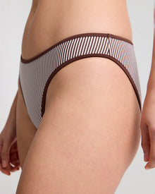 Brown/White