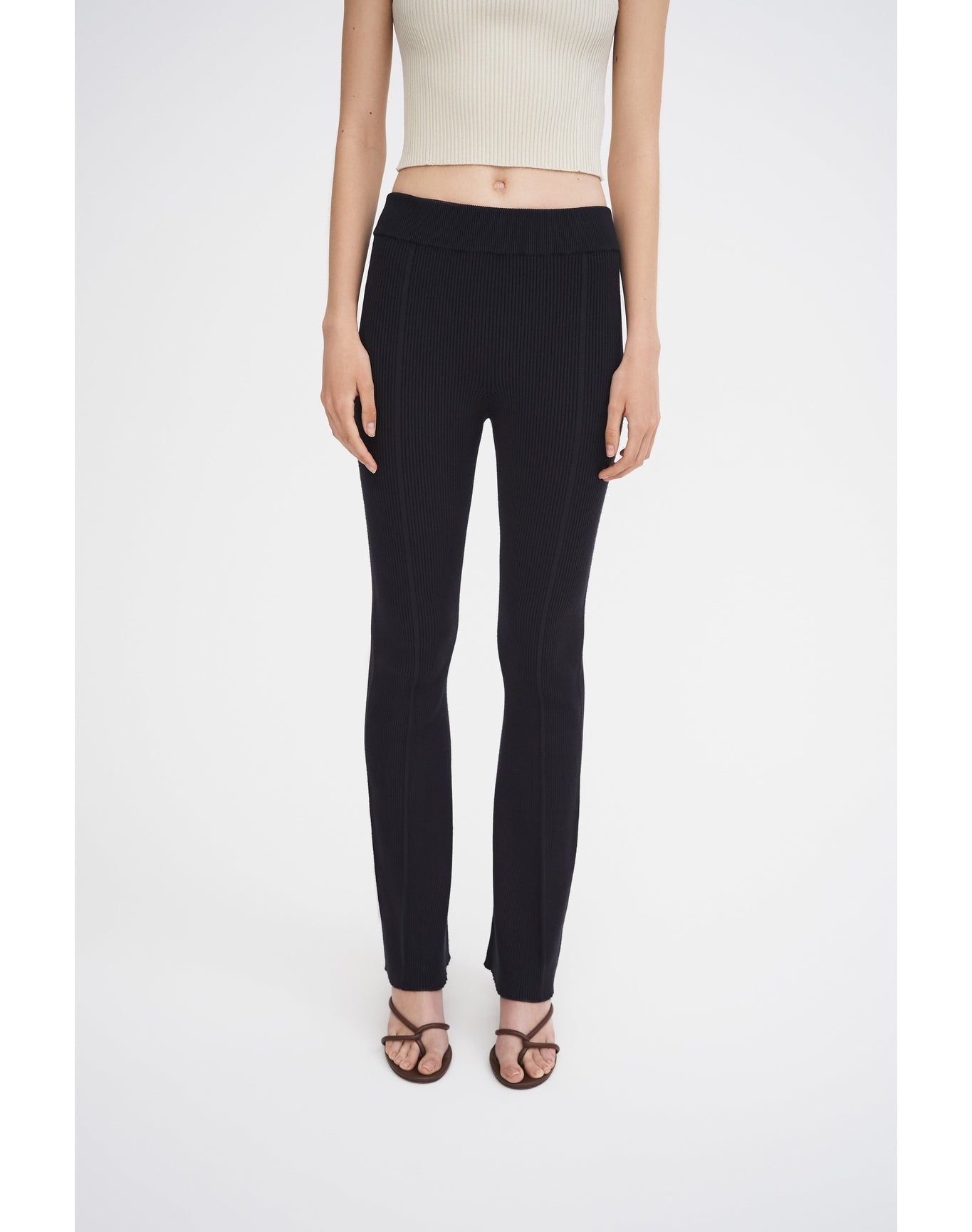 Zero001 | Ribbed Flare Pants | Black