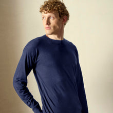 Mens | Matthias Featherlight Crewneck | Navy