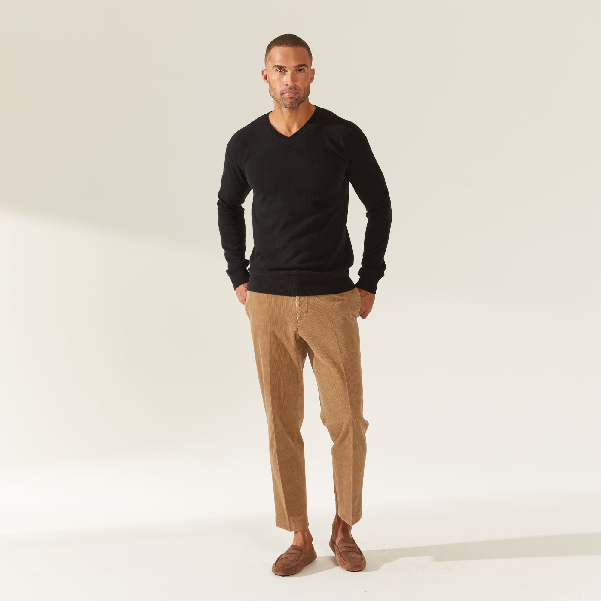 Mens | Liam Cashmere V-Neck Sweater | Black