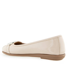 Big-Bet Casual Flat | Stone Faux Crinkle Patent