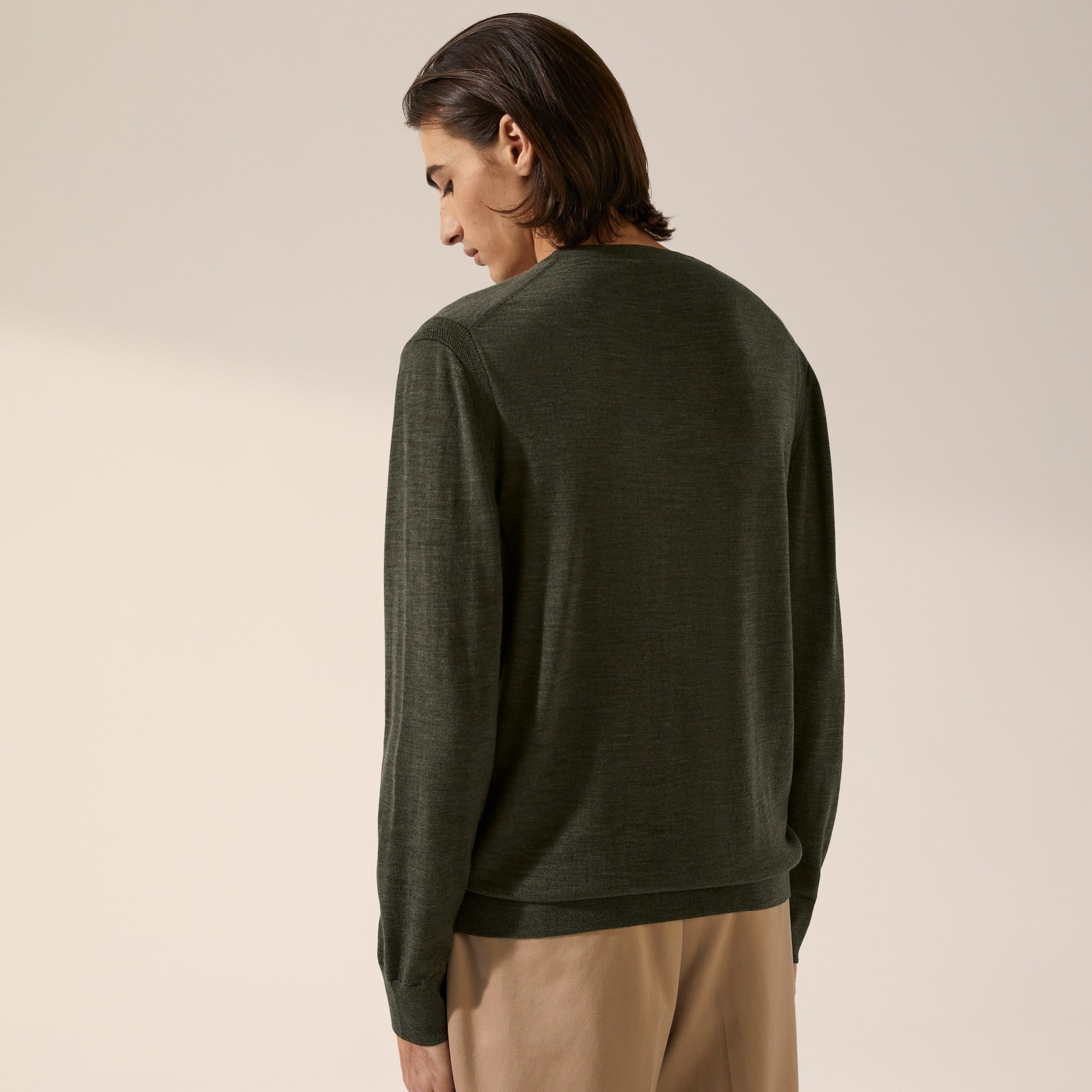 Mens | Cole Merino Lightweight V-Neck Sweater | Thyme