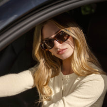 Unisex | Celeste Oval Italian Acetate Sunglasses | Honey Tortoise