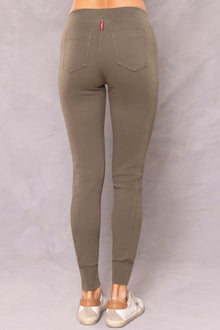 Women | Deluxe Weekender Jogger | Olive