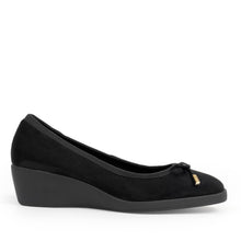 Tema | Black Faux Suede