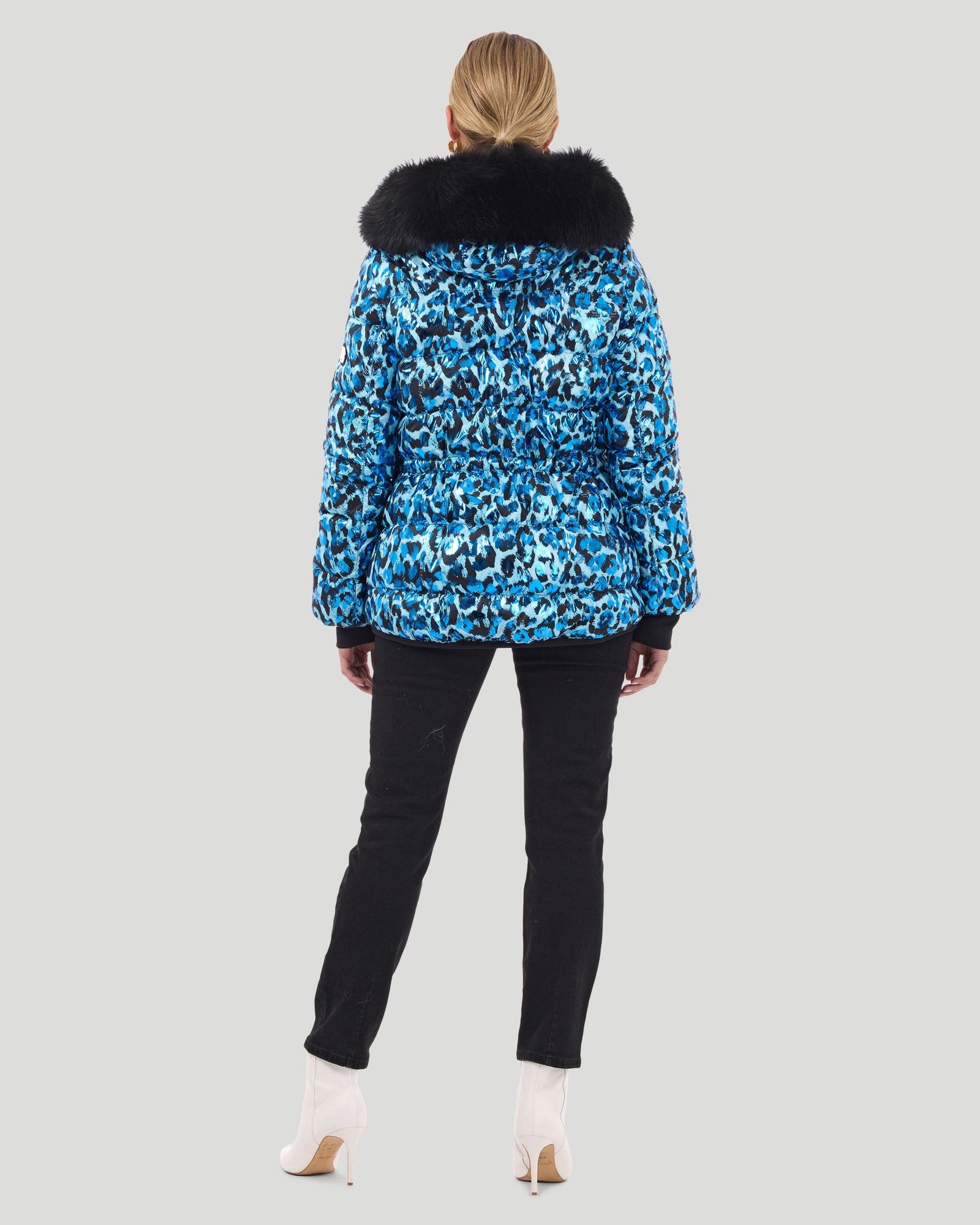 Après-Ski Jacket With Detachable Fo Hood Trim | Women | Sky Leopard x Black