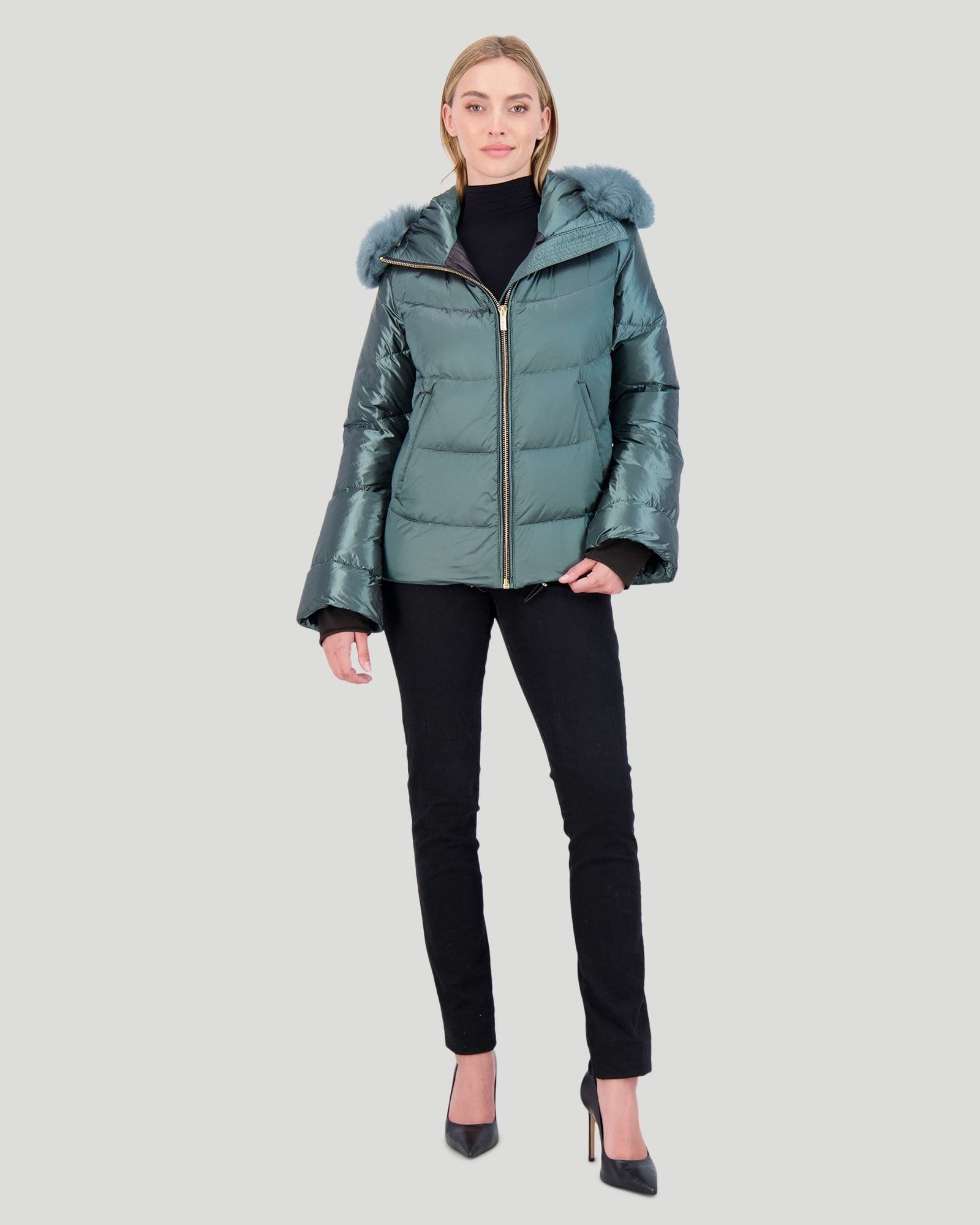 Après-Ski Jacket With Detachable Toscana Shearling Lamb Hood Trim | Women | Emerald x Emerald