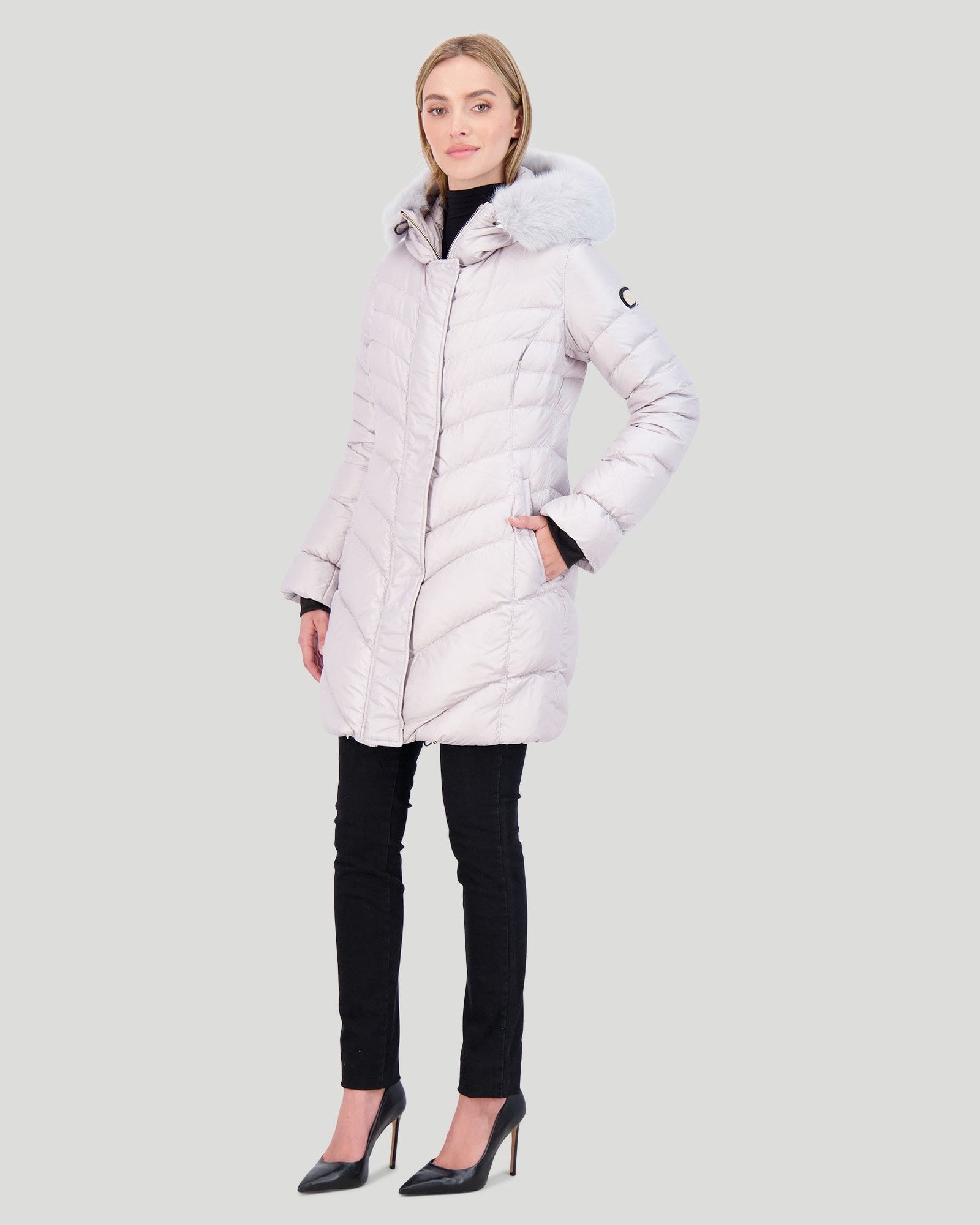 Après-Ski Jacket With Detachable Toscana Shearling Lamb Hood Trim | Women | Gray x Gray (V3)