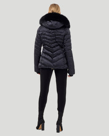 Après-Ski Jacket With Detachable Toscana Shearling Lamb Hood Trim | Women | Black x Black (V7)