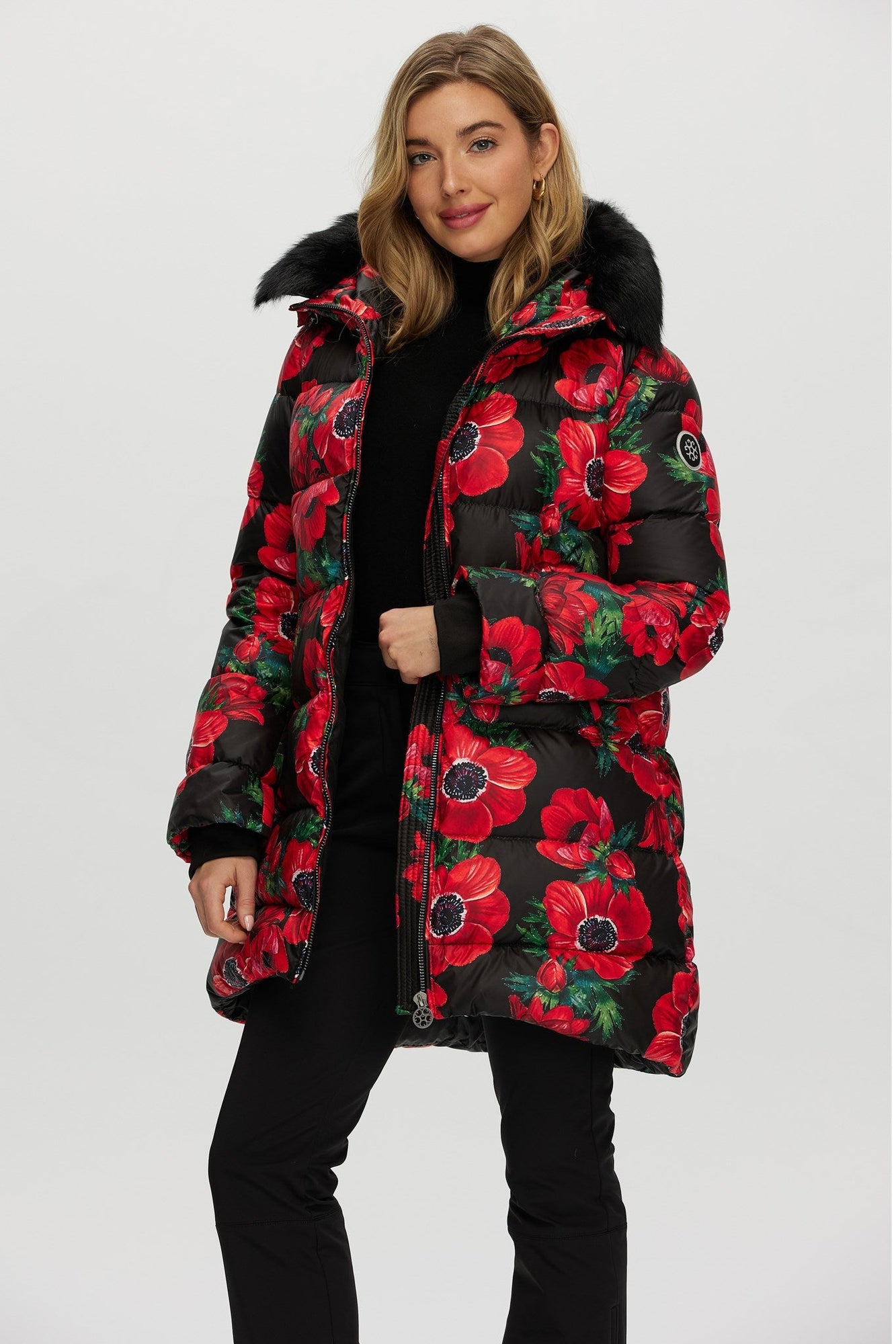 Après-Ski Jacket With Detachable Toscana Shearling Lamb Hood Trim | Women | Black Poppy x Black (V3)