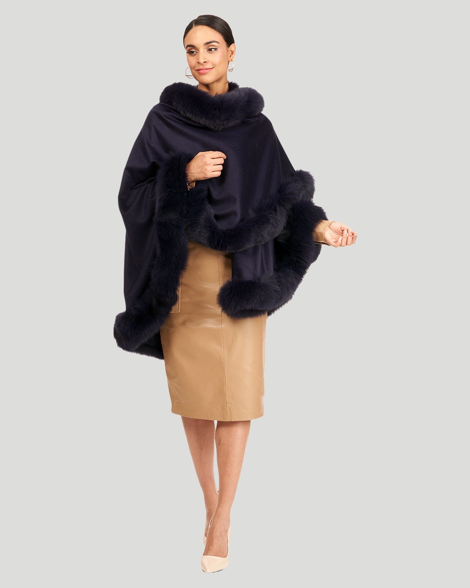 Cashmere Cape With Fox Trim | Women | Navy