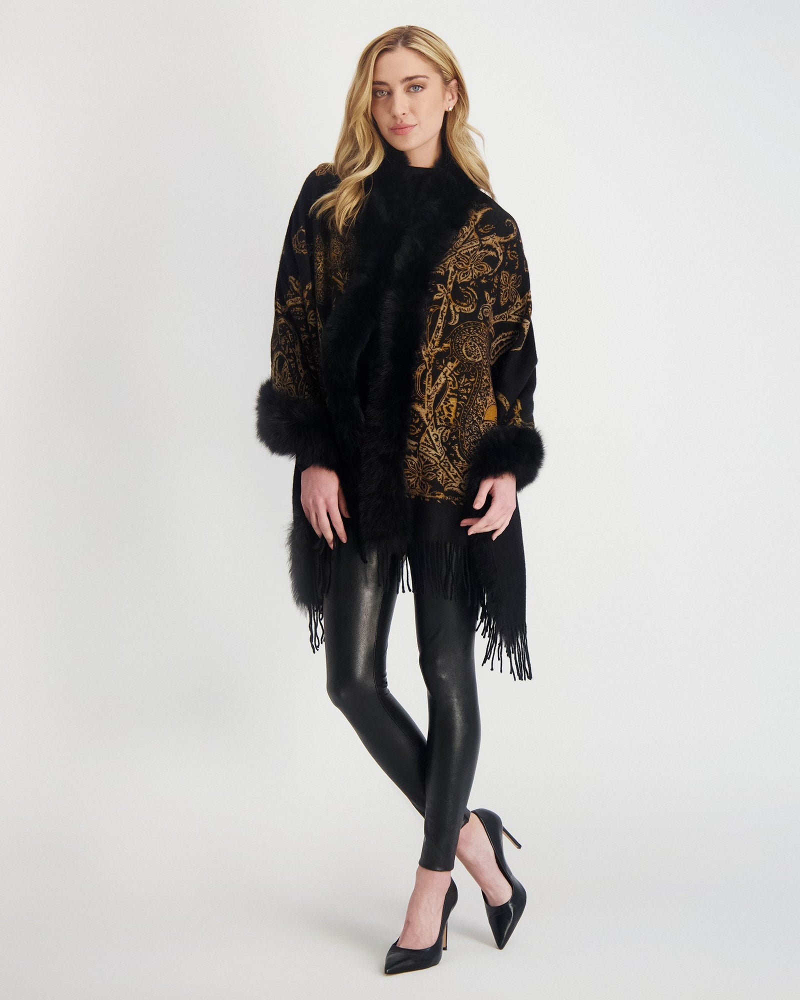 Double Face Select Cashmere Stole With Toscana Shearling Lamb Trim | Women | Black Gold Paisley