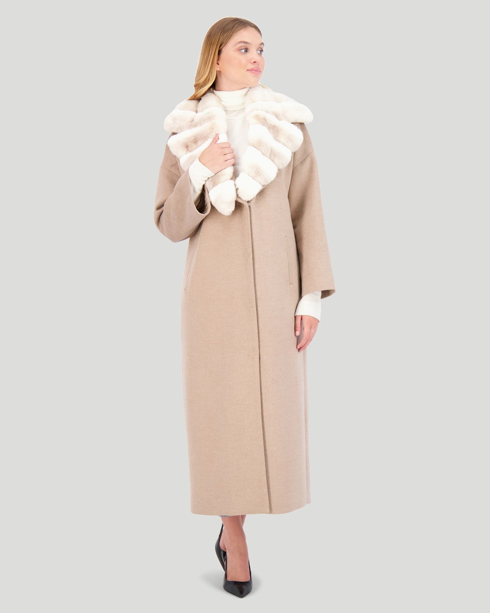 Fabric Coat With Chinchilla Collar | Women | Beige x Beige