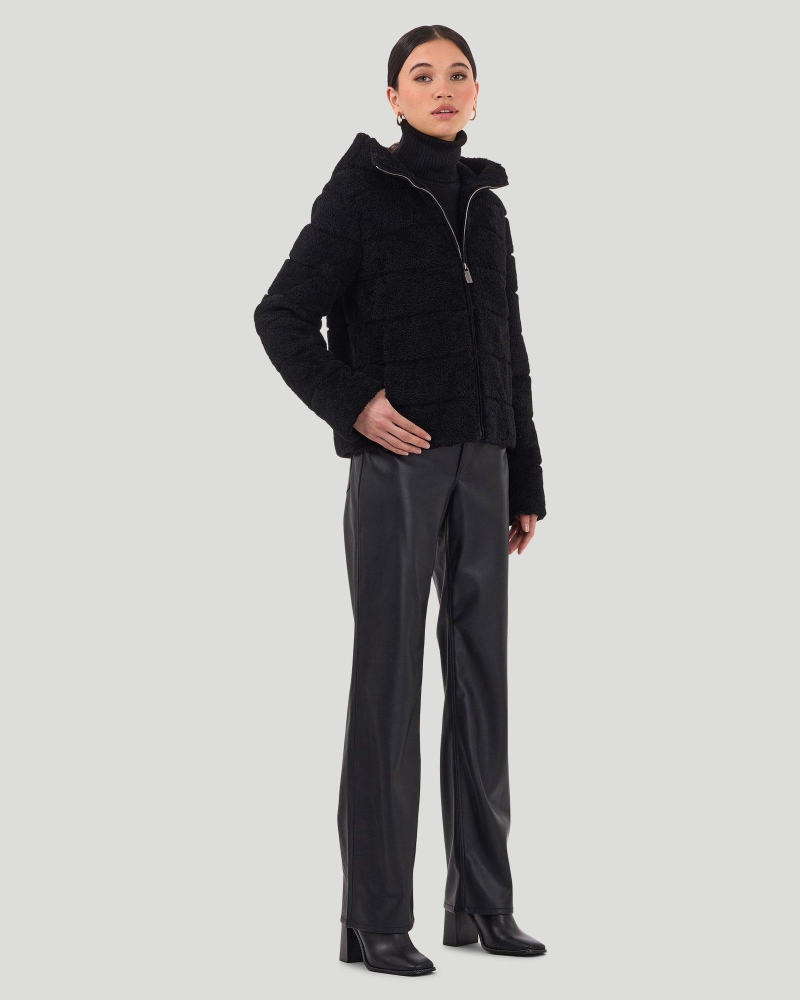 Horizontal Select Shearling Lamb Zip Jacket With Hood | Women | Black (V2)